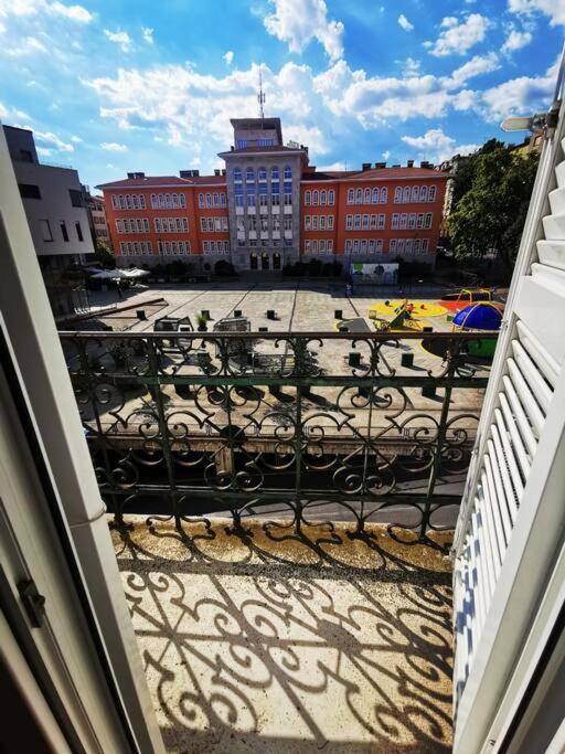 Kosi Toranj Apartamento Rijeka Exterior foto